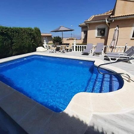 Quaint Ground Floor Apartment With Pool Lb1 トレビエハ エクステリア 写真