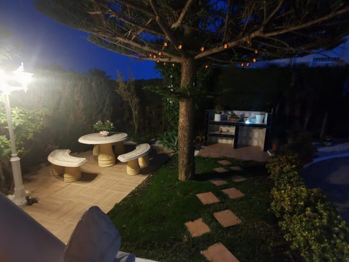 Quaint Ground Floor Apartment With Pool Lb1 トレビエハ エクステリア 写真