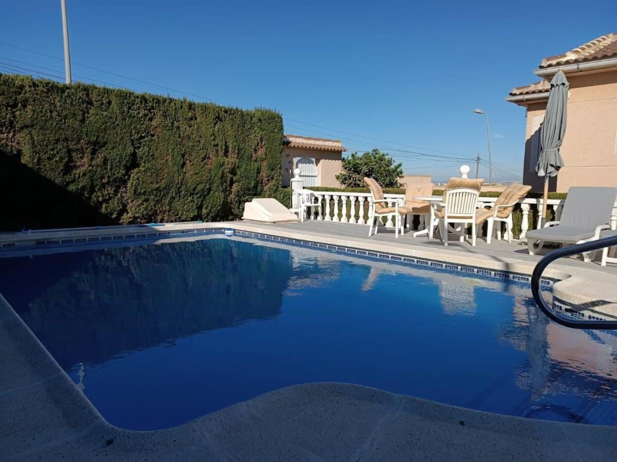 Quaint Ground Floor Apartment With Pool Lb1 トレビエハ エクステリア 写真